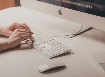 ¿Es lo mismo un chatbot que una Inteligencia Artificial? | Noticias