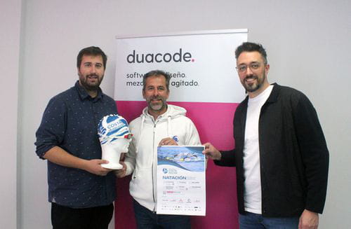 Arranca Travesía Costa Duacode, el mayor circuito de aguas abiertas de España